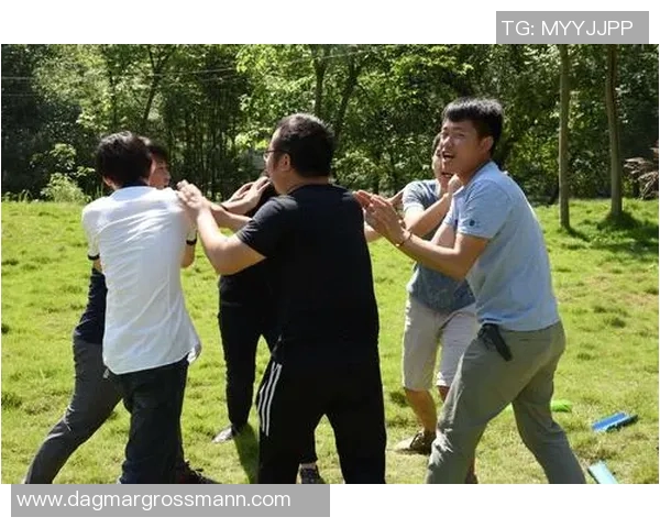 s15电竞总决赛吴静深度解析CSGO战术与团队配合的成功经验分享